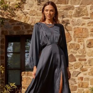 NWT ASTR the label Marin Dolman Sleeve Midi Dress